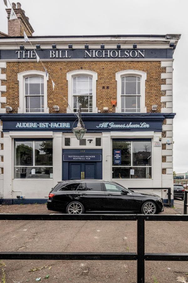 The Bill Nicholson Pub Hotel Londra Exterior foto